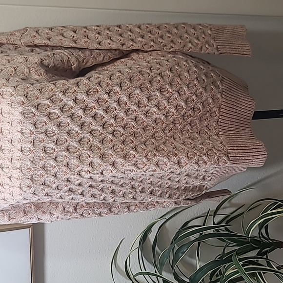 Knox Rose Chunky cable knit turtle neck sweater - Picture 3 of 12